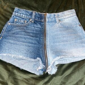 Revice 2 tone full zipper shorts